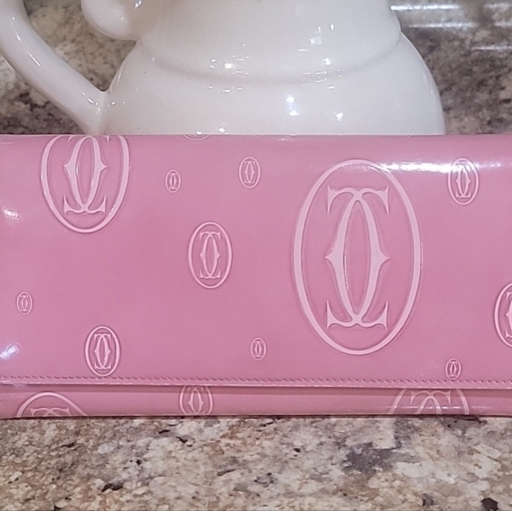 Cartier Pink Patent Leather Happy Birthday Limited Edition Wallet - Picture 3 of 11